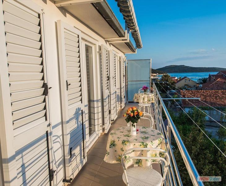Apartmani Aria Rogoznica  Exteriör bild